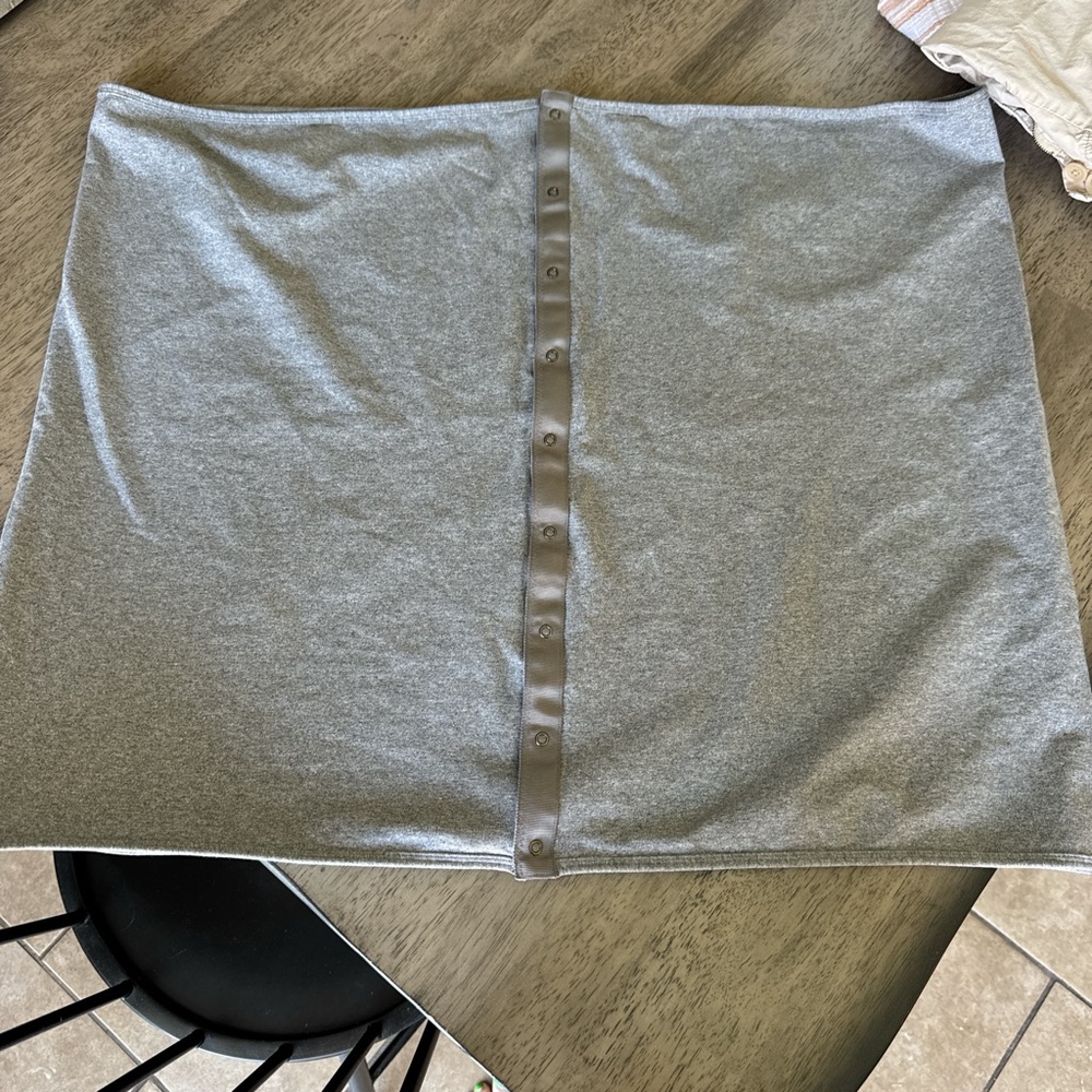 Lululemon breastfeeding scarf